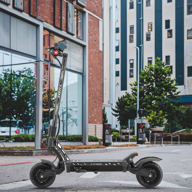 YUME 60v22.5ah Dual Motor Electric Scooter for Adults New 10-Inch Foldable Two-Wheel E Scooter with Lithium Battery