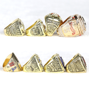 Ensemble de 8 bagues de championnat des World Series des Braves d'<span class=keywords><strong>Atlanta</strong></span> avec boîte - Product Image 4
