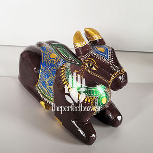 Sculpture en bois de Nandi peinte à la main, artisanale, pour la décoration de la maison - Product Image 4