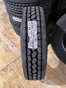 Pneus de camion lourds neufs 15.5R25 en gros, radiaux sans chambre à air, conformes aux normes DOT - Product Image 6