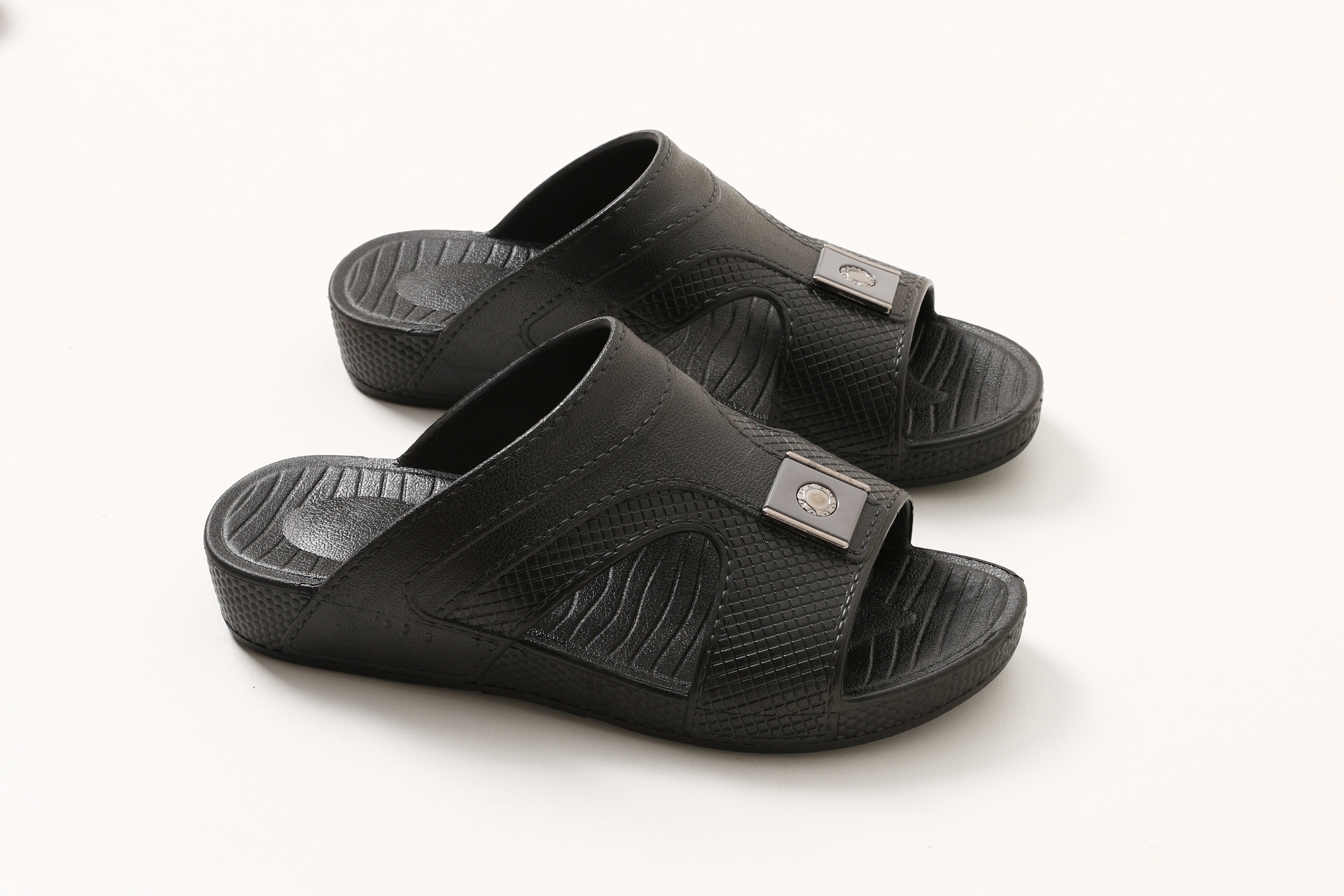 slippers for men usd