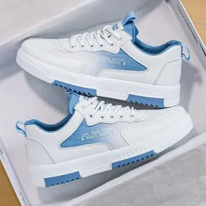 Мужские кроссовки на шнуровке - Product Image 1