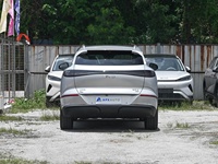 BYD Sealion 6 710 EV 2026, SUV Électrique à Charge Rapide 250-300kW, Plateforme 900V, Taille Moyenne, Conduite à Gauche, 5 Places, 5 Portes, Autonomie 700km, Pour l'Exportation