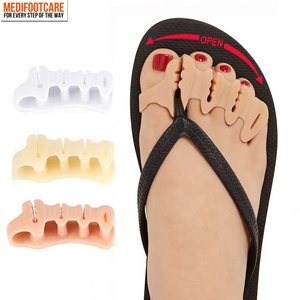 Separadores de Dedos del Pie para una Alineación Correcta - Correctores de <span class=keywords><strong>Juanetes</strong></span> y Dedos en Martillo, Plantillas para Sandalias Flip-Flop para Hombres y Mujeres - Product Image 1
