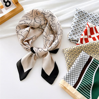Foulard carré géométrique en polyester de 70 cm pour femme, printemps, automne, été, bandeau pour cheveux, cache-cou, multifonctionnel