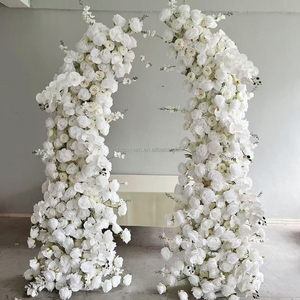 Colonnes florales artificielles de roses rouges romantiques, décorations réalistes de fausses fleurs <span class=keywords><strong>pour</strong></span> cérémonies de mariage, élégantes décorations d'entrée <span class=keywords><strong>pour</strong></span> événements - Product Image 3