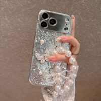 Coque de téléphone papillon scintillante de luxe pour iPhone 17 Pro Max 16 15 14 Plus 13 12 11 avec dragonne perlée et chaîne de téléphone à nœud