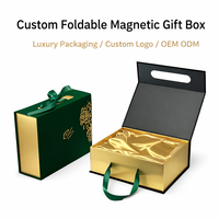 Boîte Cadeau Festive à Fermeture Magnétique avec Plaque Métallique, Boîte Souvenir en Flanelle et Doublure en Satin pour Souvenirs de Noël, Anniversaire ou Mariage