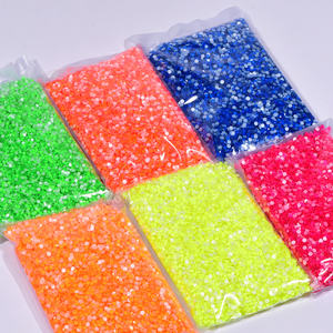 Blinginbox Vente en gros en vrac 12 facettes coupées Hot Fix Neon Strass Pierres de cristal Flatback Strass pour décorations - Product Image 2