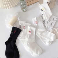 Kawai Chaussettes à Broderie Visage Mignon pour Couples Unisex Drôle Mot Lettre Chaussettes Blanc