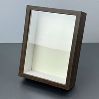Shadow Box Frame Blanco Negro Madera Nogal Madera 3D 2 pulgadas Deep Shadow Box Frame Suministro de fábrica Personalizar A4 8 por 8 pulgadas