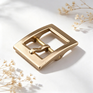 Hebilla de Cinturón Minimalista de Latón Macizo, Hebilla Ajustable de Metal Pulido Ligero, Herraje de Estilo Sencillo, Accesorio para Cinturón de Mujer - Product Image 4