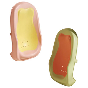 Ensemble <span class=keywords><strong>de</strong></span> sièges <span class=keywords><strong>de</strong></span> baignoire pour bébé <span class=keywords><strong>de</strong></span> meilleure qualité Siège <span class=keywords><strong>de</strong></span> <span class=keywords><strong>bain</strong></span> pliable antidérapant en TPE souple pour les toilettes Vente en gros d'usine - Product Image 4