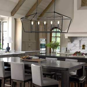 Lámpara colgante moderna de cristal LED dorada, rectangular y larga, con altura ajustable, para el hogar, hotel o bar. - Product Image 4