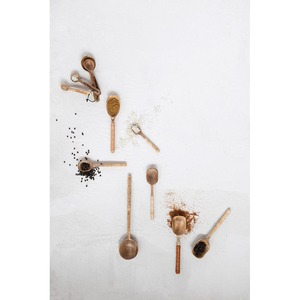 ช้อนสลัดด้ามไม้ทำมือ ดีไซน์ใหม่ สำหรับโต๊ะอาหาร ร้านกาแฟ โรงแรม งานแต่งงาน ชุดช้อนส้อมและภาชนะใส่อาหาร - Product Image 5