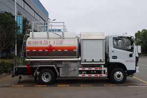 Camión Cisterna de Combustible Xiaofurui Ka 4x2 a Pequeña Escala para Helicópteros y Aviones Ligeros - Product Image 3