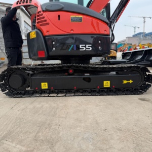 Mini-excavatrice sur chenilles Hitachi ZX55 d'occasion, d'origine japonaise, pour travaux de terrassement de petite envergure. - Product Image 4