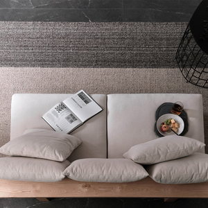 Loveseat minimalista de terciopelo para Villa, cómodo sofá interior de madera sin brazos con asiento súper profundo y asiento relleno de esponja - Product Image 4