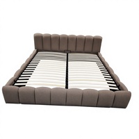 Lit moderne California King rembourré en tissu avec rangement hydraulique sous le lit, sommier à lattes silencieux, aucun sommier à ressorts requis