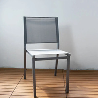 Chaise empilable de loisirs d'extérieur, chaise longue moderne minimaliste en aluminium pour patios et terrasses, respirante et imperméable