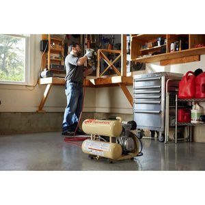 เครื่องอัดอากาศแบบทวินสแต็ค Ingersoll Rand 2 แรงม้า 4 แกลลอน แบบพกพา ใช้ไฟฟ้า 115 โวลต์ - Product Image 5