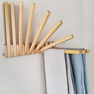 Porte-manteau mural pliable en bois de hêtre, moderne et portable pour salon, 42,5x43cm, gain de place - Product Image 1