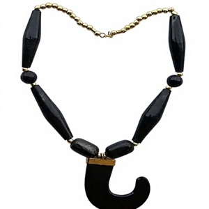 Collier fantaisie en résine pour femme, design noir, perles en résine, chaîne, bijoux de fête, accessoire de mode tendance pour femme - Product Image 4