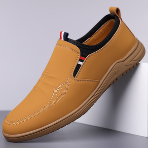 Mocassins Homme à Enfiler Bout Rond Tige Synthétique Semelle Extérieure en Caoutchouc Antidérapante Chaussures Décontractées d'Automne pour la Conduite - Product Image 1