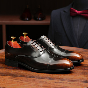 Mocasines Personalizados Estilo Inglés con Hebillas de Herradura, Diseño de Parches, Parte Superior de Cuero, Zapatos Casuales de una Pieza para Otoño - Product Image 3