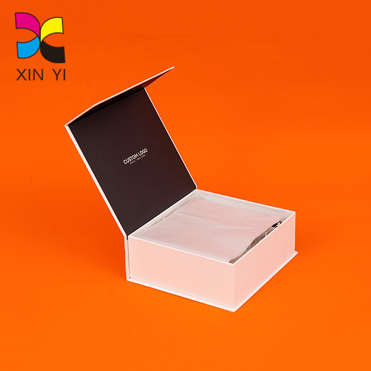 High Quality Soft Touch Magnetic Gift Box Packaging Custom Gift Box