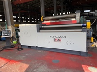 Machine à cintrer les plaques à quatre rouleaux W12-10X2000, adaptée aux applications de cintrage de cylindres en acier de grande taille