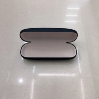 Étui à lunettes optiques en cuir PU et fer, avec impression de logo personnalisée, pour emballage de lunettes, boîte à lunettes en stock