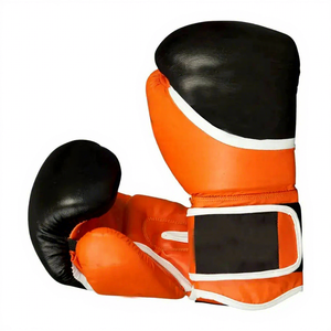 Gants de boxe en cuir PU personnalisés Mudassasr Sports avec fermeture pour entraînement en extérieur et MMA, 12oz/14oz/16oz - Product Image 4