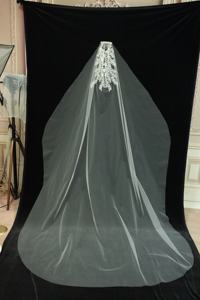 Voile de mariée long en dentelle pour église, nouveau modèle V1716W2-1, blanc - Product Image 4