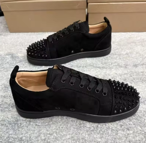 <span class=keywords><strong>Sneakers</strong></span> da <span class=keywords><strong>uomo</strong></span> e da donna con fondo rosso di design alto e stile retrò con punte scarpe Unisex di marca famosa in colore rosso nero - Product Image 1