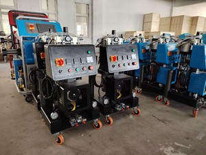 Máquina <span class=keywords><strong>de</strong></span> Inyección <span class=keywords><strong>de</strong></span> <span class=keywords><strong>Poliuretano</strong></span> <span class=keywords><strong>de</strong></span> Alta Calidad para Fabricar Aislamiento <span class=keywords><strong>de</strong></span> Espuma - Product Image 6