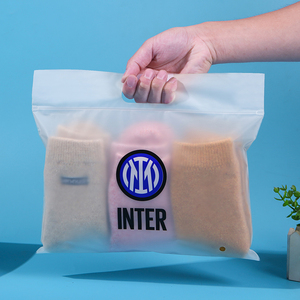 Vận Chuyển Túi Nhựa Matte Sinh Thái Thân Thiện Với Dây Kéo Nắp Kéo Vớ Đồ Lót Quần Áo Bao Bì Túi Tay - Product Image 4