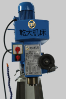 Machine de perçage et de fraisage horizontale universelle QIANDA ZX7550 à vente chaude, conique de broche MT4, haute précision, robuste, 220V/380V 1