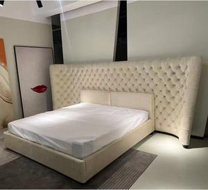 Tête de lit double en velours beige luxueux, cadre de lit king size moderne en bois pour chambre à coucher - Product Image 5