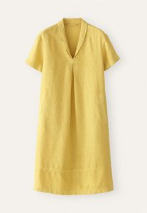 Robe trapèze jaune moutarde à manches courtes pour femme avec col en V, col cranté, poches latérales et coupe droite décontractée - Product Image 3