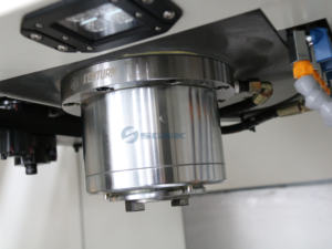 छोटे ऊर्ध्वाधर मशीन केंद्र vmc1260 उच्च प्रदर्शन 3/4/5 अक्ष मिलिंग केंद्र cnc ऊर्ध्वाधर मशीनिंग केंद्र - Product Image 5