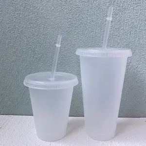 Wieder verwendbare Reise Ice 500ml 700ml Kaffeetassen trinken Flasche Kaffeetasse matte Plastik becher mit Strohhalm und Deckel In loser Schüttung