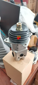 ชิ้นส่วนรถแทรกเตอร์เกลี่ยดิน D65EX-12 D65EX-15 D85ESS-2นำร่องวาล์วจอยสติ๊ก - Product Image 2