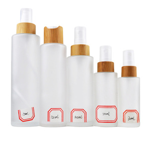 Flacon de luxe haut de gamme en verre pour soins de la peau 150 ml, forme épaule plate, pour lotion, démaquillant, huile, avec pompe à lotion - Product Image 2