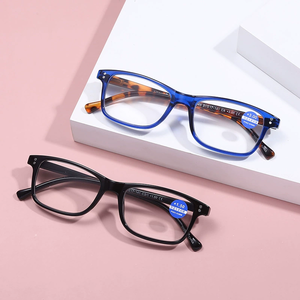 Nouvelles <span class=keywords><strong>lunettes</strong></span> <span class=keywords><strong>de</strong></span> <span class=keywords><strong>lecture</strong></span> fines anti-lumière bleue charnières à ressort en gros <span class=keywords><strong>lunettes</strong></span> <span class=keywords><strong>de</strong></span> <span class=keywords><strong>lecture</strong></span> bon marché pour hommes et femmes - Product Image 2