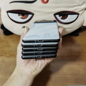 สมาร์ทโฟน Pixel 6 5G ปลดล็อค เกรด A ขายส่ง สีขาว ดำ เทา - Product Image 3