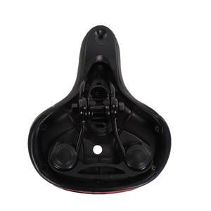 Selle de vélo confortable avec design creux pour VTT, unisexe, adultes, utilisation toutes saisons - Product Image 1