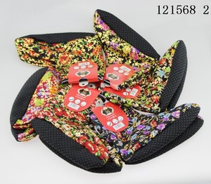<b>Hot</b>-selling ankle-length floral women's winter warm <b>socks</b>, non-slip, casual and portable, with trendy logo cuffs, suitable for - Product Image 3