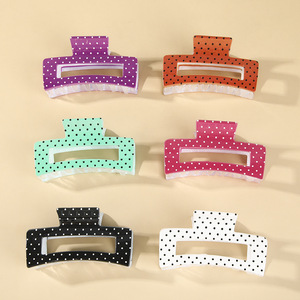 PS Plastic Hollow Rectangle Heart Print <b>Hair</b> Claw Clips Sweet Bow Pattern Non Slip <b>Hair</b> Grab Clips Elegant <b>Hair</b> <b>Accessories</b> For - Product Image 6