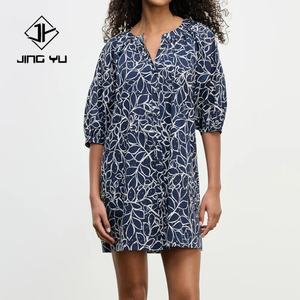 Vestido Mini de Playa con Estampado Playero, Cuello Redondo, Manga Corta, Abotonado, Personalizado, de Algodón Suave - Product Image 1